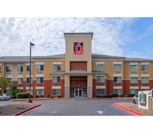 Memphis Hotel | Studio 6 Extended Stay Memphis Airport TN