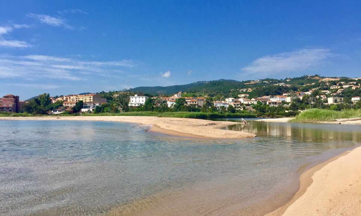 Solenzara Apartment | Studio for 2 at 50m from the beach