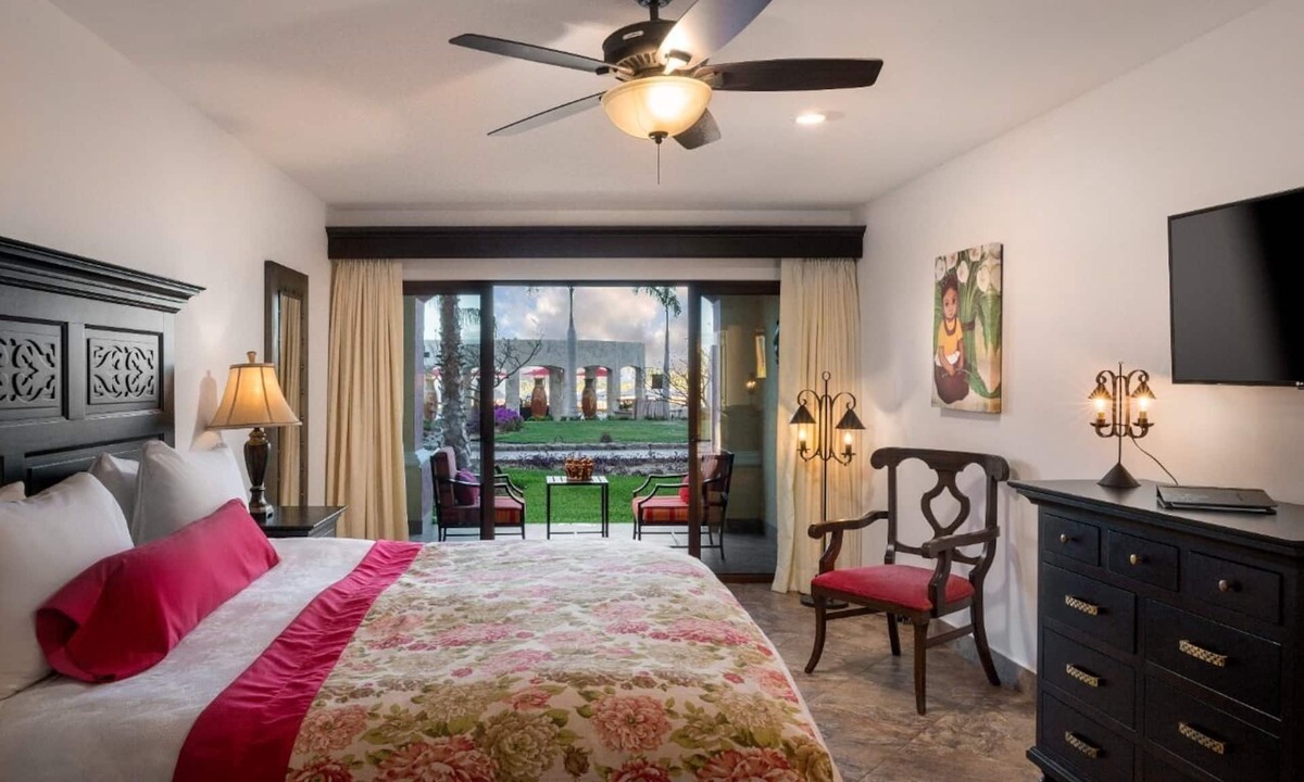 Cabo San Lucas Apartment | Studio in one of the top rated resorts in Mexico