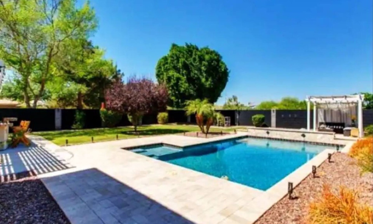 Summer Meadows House | Stunning Heated Pool +Game Room +Great Location