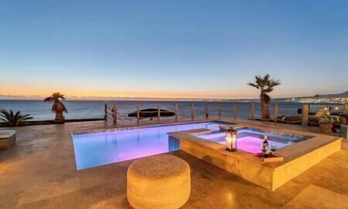 Primo Tapia House | Stunning Luxury Ocean-Front Casa with Pool & Spa
