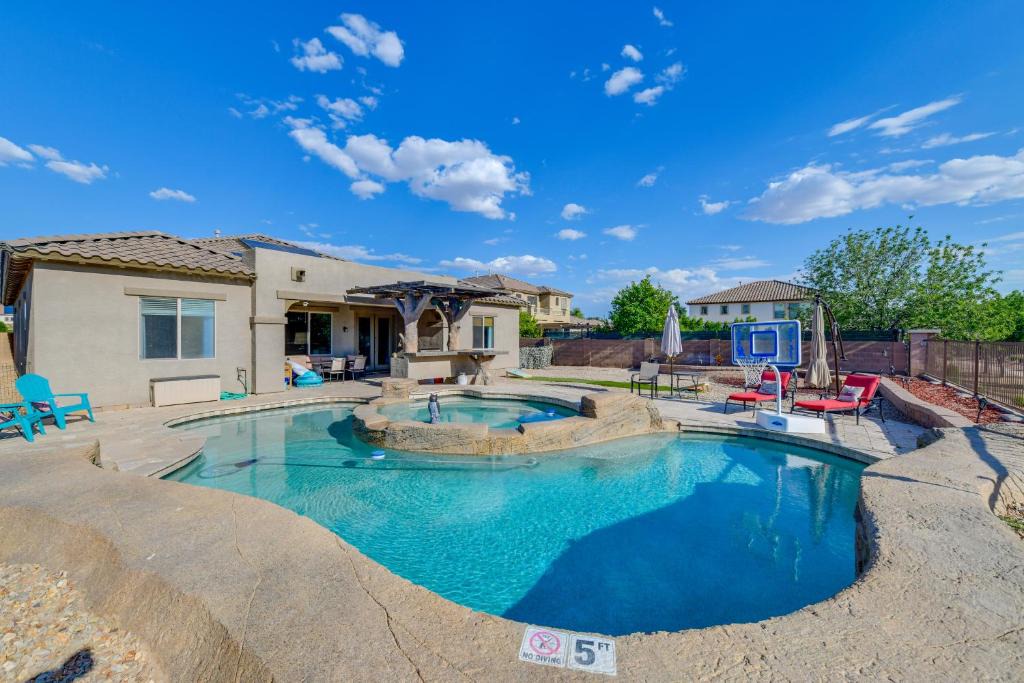 Montelena House | Stunning Queen Creek Getaway with Private Pool!