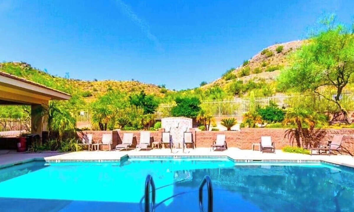 North Mountain Condo | Stunningly Furnished 2 Bedroom Condo with Mountains Views and Resort Amenities