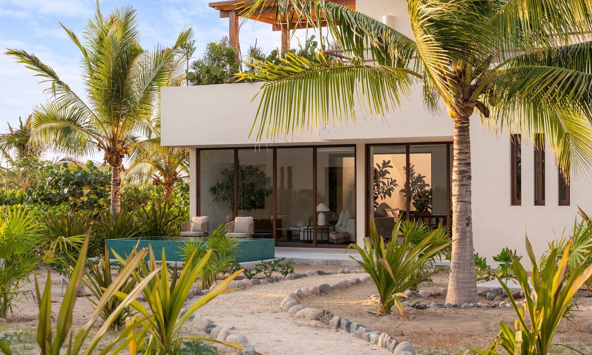 Ixtapa House | Stylish 4BR Beach Casita