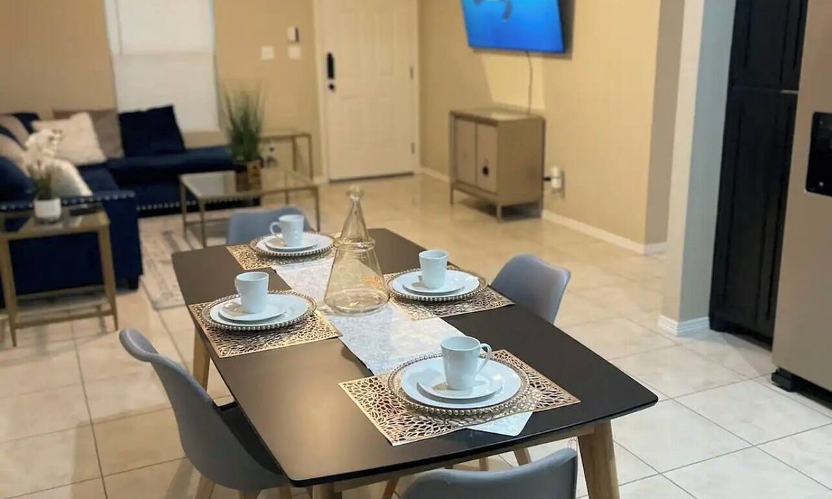 Edinburg Apartment | Stylish Modern 3BR Apartment, Edinburg, Texas