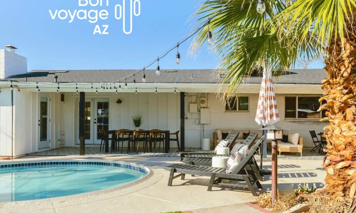 Papago Parkway House | Stylish OldTown Scottsdale Stay|Heated Pool + Hot Tub