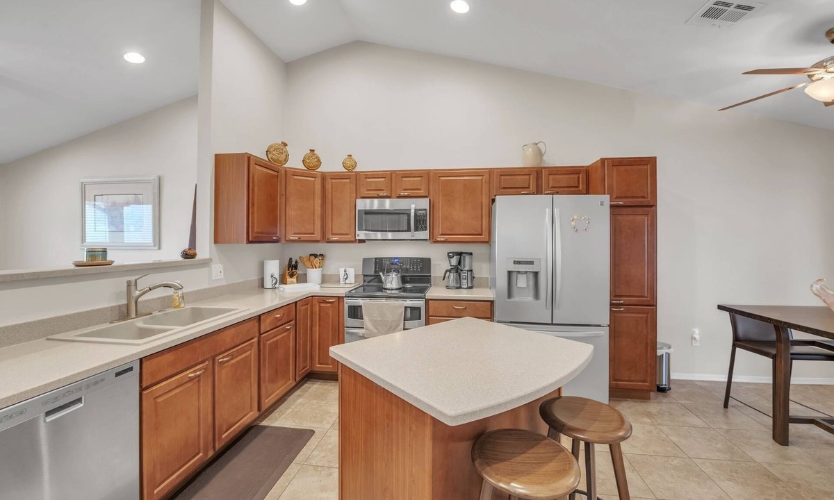 Paradise Valley Village House | Summer All Year Round 2 Bedroom Home by RedAwning