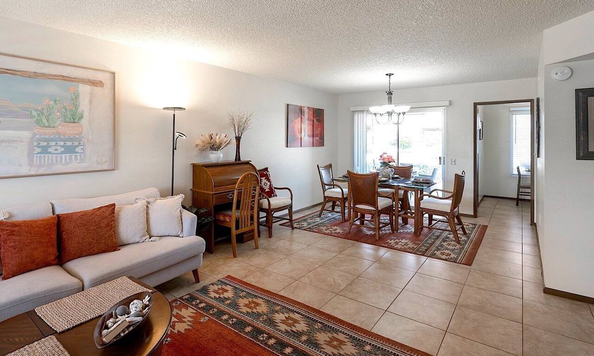 Sun City West House | Sun City West Snowbird Haven: Quiet Cul-de-Sac, 2BR, Fenced Yard, Small Dog OK