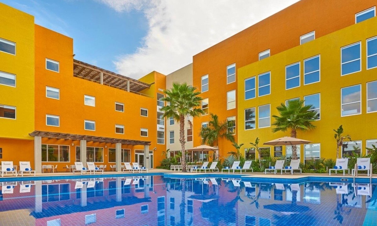 El Tezal Hotel | Sun, Sand & Cabo Fun | Walk to Beach, Nightlife & Water Tours - 3 Units
