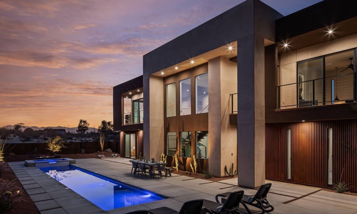 Panorama Heights House | Suncrest by Fieldtrip - JT Modern w Pool and Views