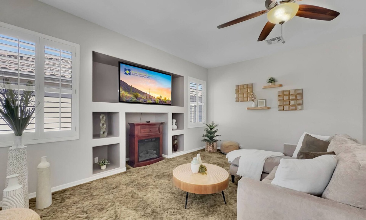 Springfield Lakes House | Sunny Solera Scene! 55+ Golf w/Abundant Amenities