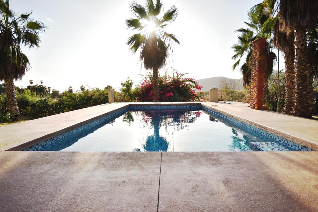 Todos Santos Apartment | Superbe appartement avec chambre, piscine et parking privé