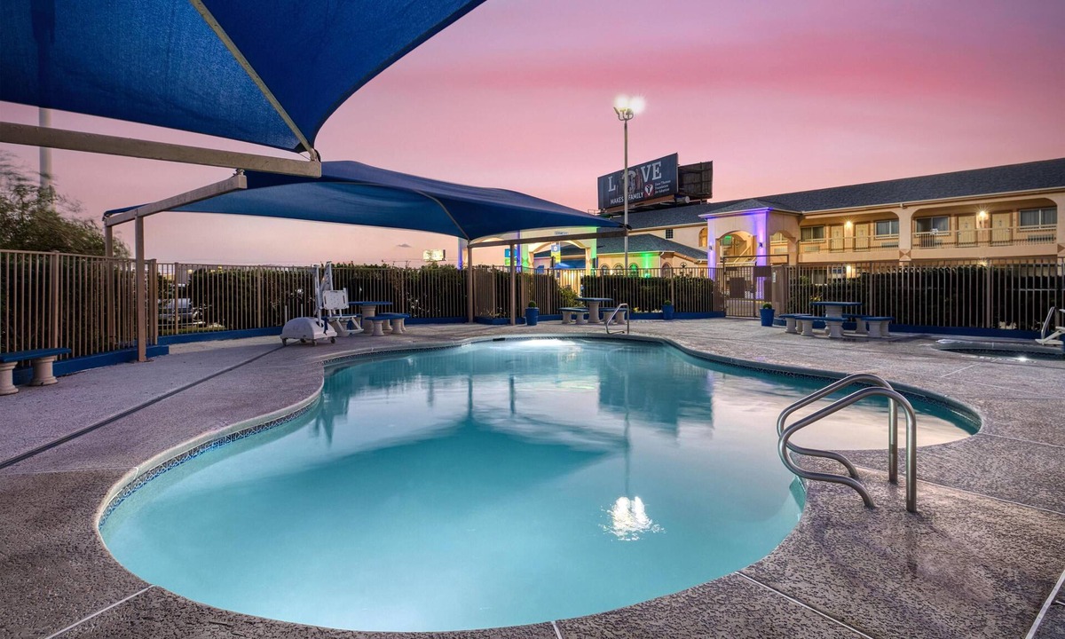 Mission Hotel | SureStay Hotel By Best Western Mission