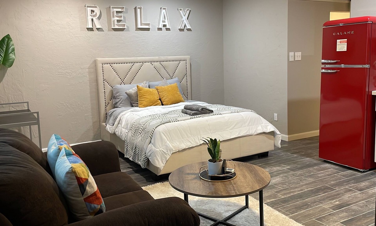 Alhambra Apartment | Sweet Studio on Glendale