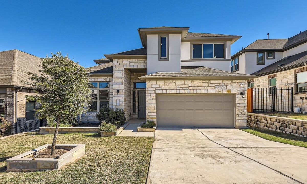 Cedar Park House | TCH - Spacious 4bd/3.5ba in Cedar Park with Yard