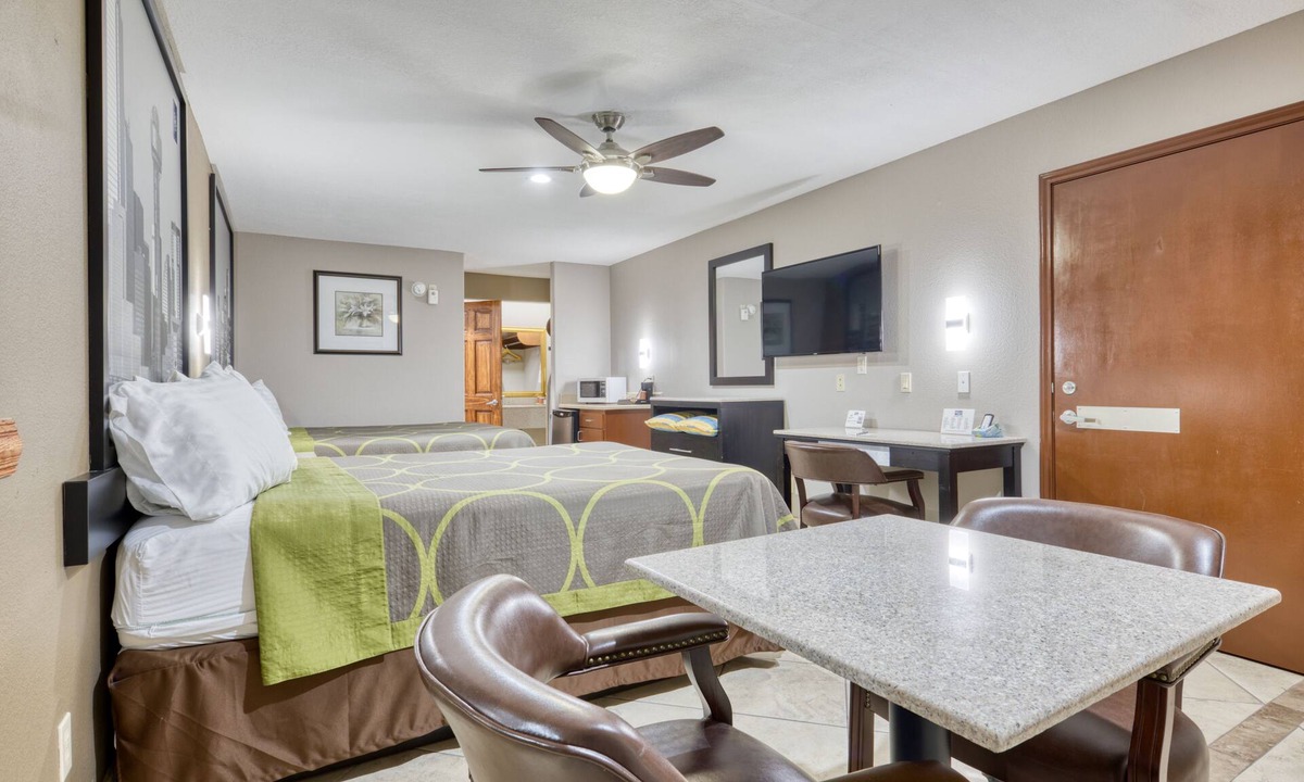 Donna Hotel | Texas Inn Donna