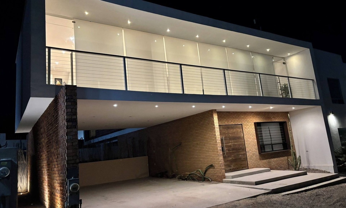El Puerto House | The Best Views in Town , with Heated Pool , 3 Br 3 Bt