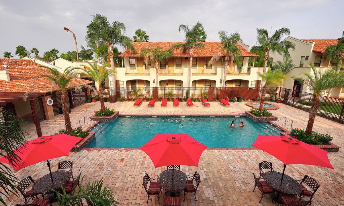 Mission Hotel | The Bungalows on Shary, Mission-McAllen