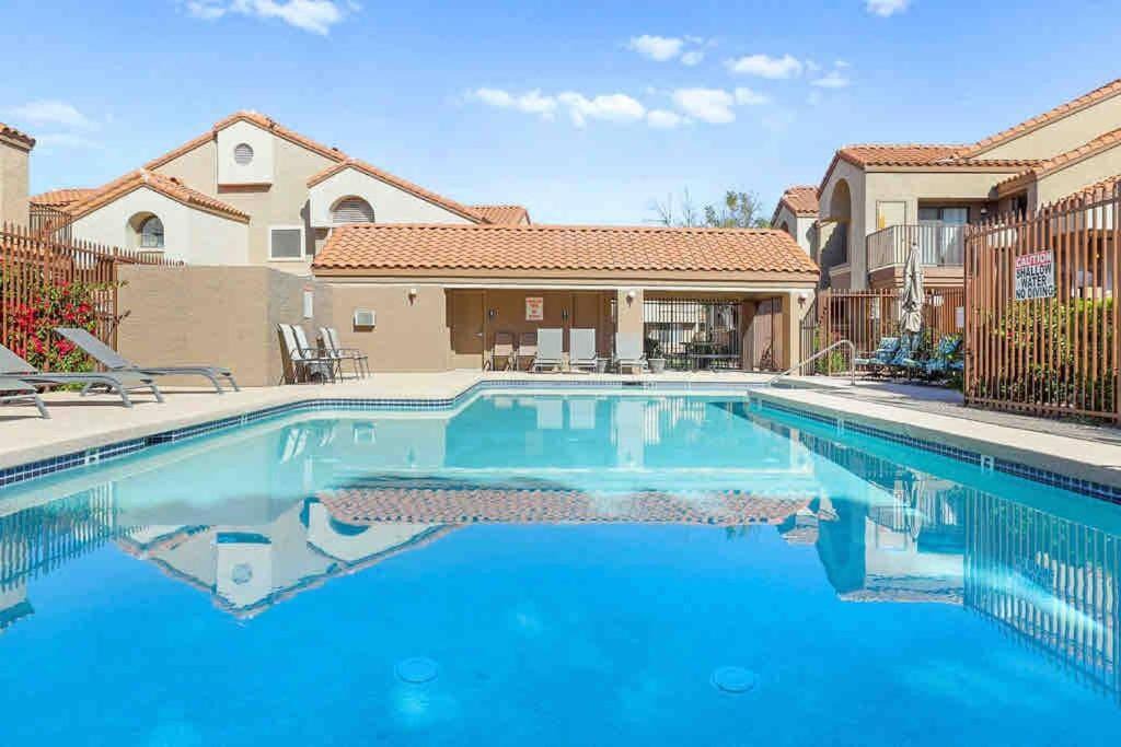 Tempe Apartment | The Cool Cactus Condo with Pool and Jacuzzi