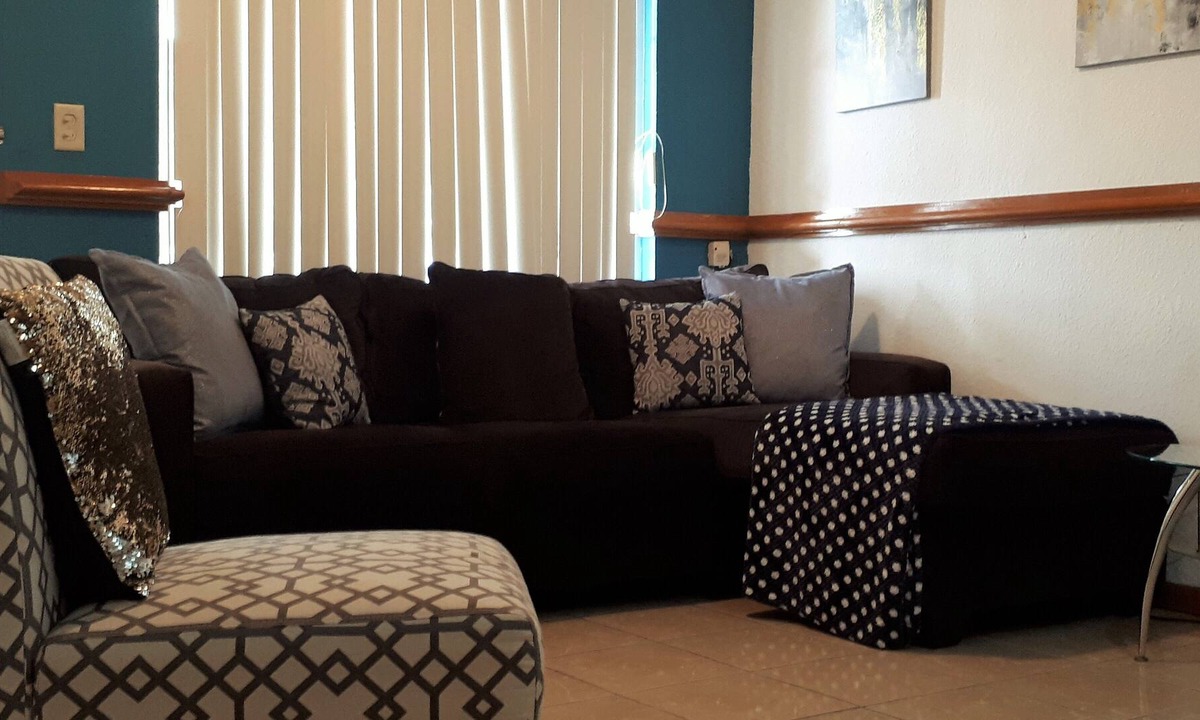 Chapultepec Apartment | THE GOMEZ APARTMENT PLACE