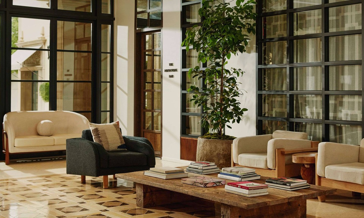 Beverly Hills Hotel | The Maybourne Beverly Hills, Maybourne
