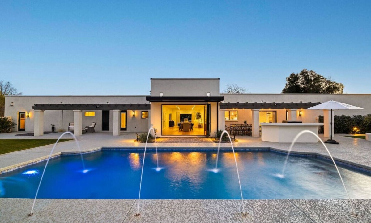 Mockingbird Lane Estates House | The Vale & Sage | A Private Resort Experience