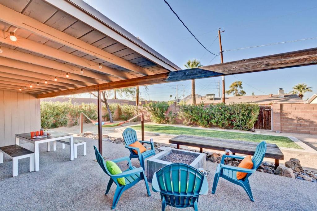 Hy-view Bed & Breakfast | Three-Bedroom House in Central Scottsdale