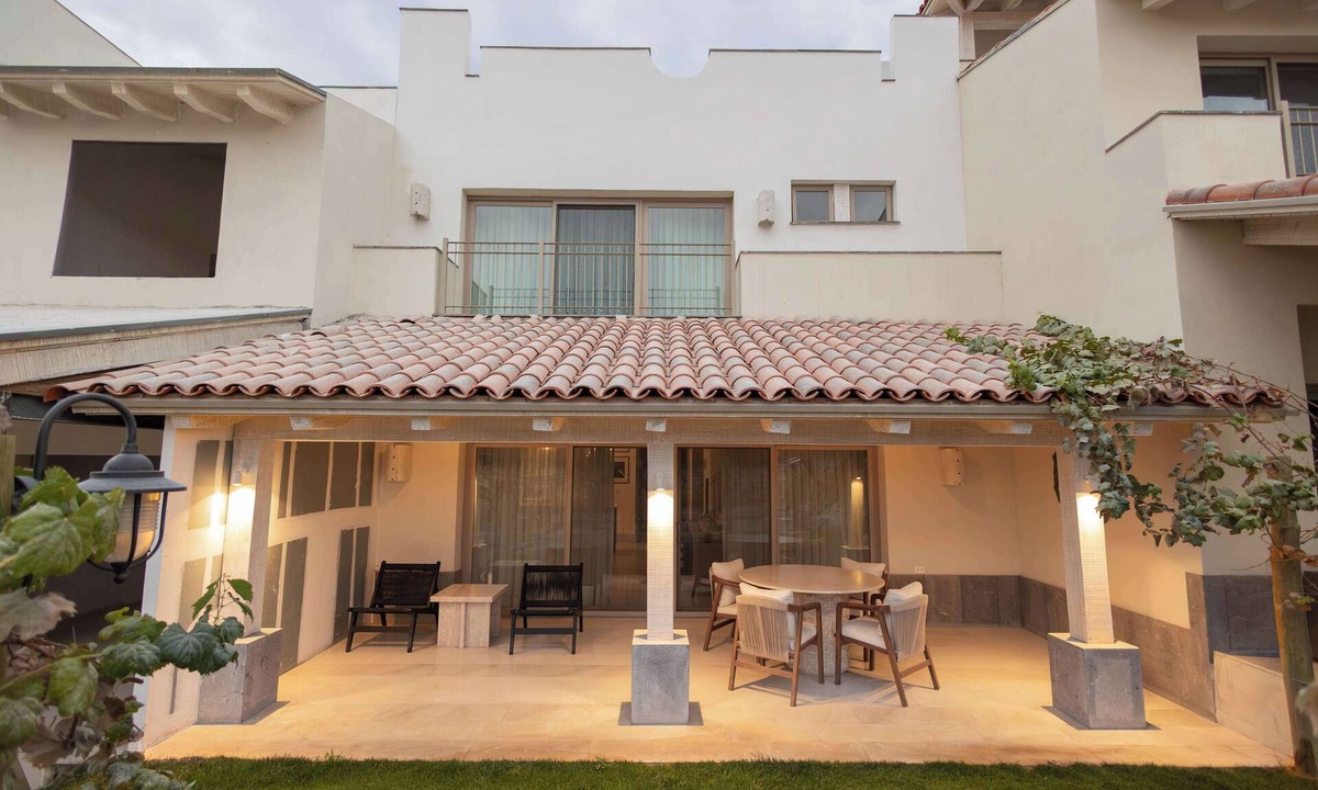 Parras de la Fuente Villa | Townhouse 3BR Pueblo Parvada