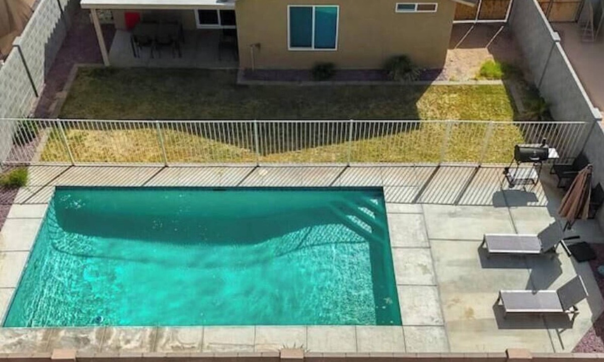 Yuma House | Tranquil Escape Pool, BBQ Near Hospital & Base