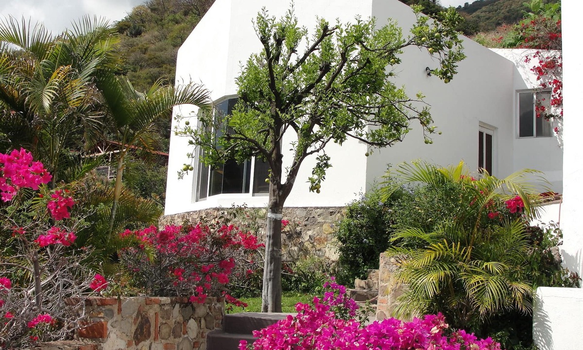 Raquet Club House | Tranquil lakeview casita