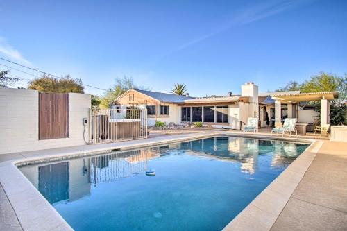 Peter Howell House | Tucson House w/Private Pool: 5 Mi to Downtown!