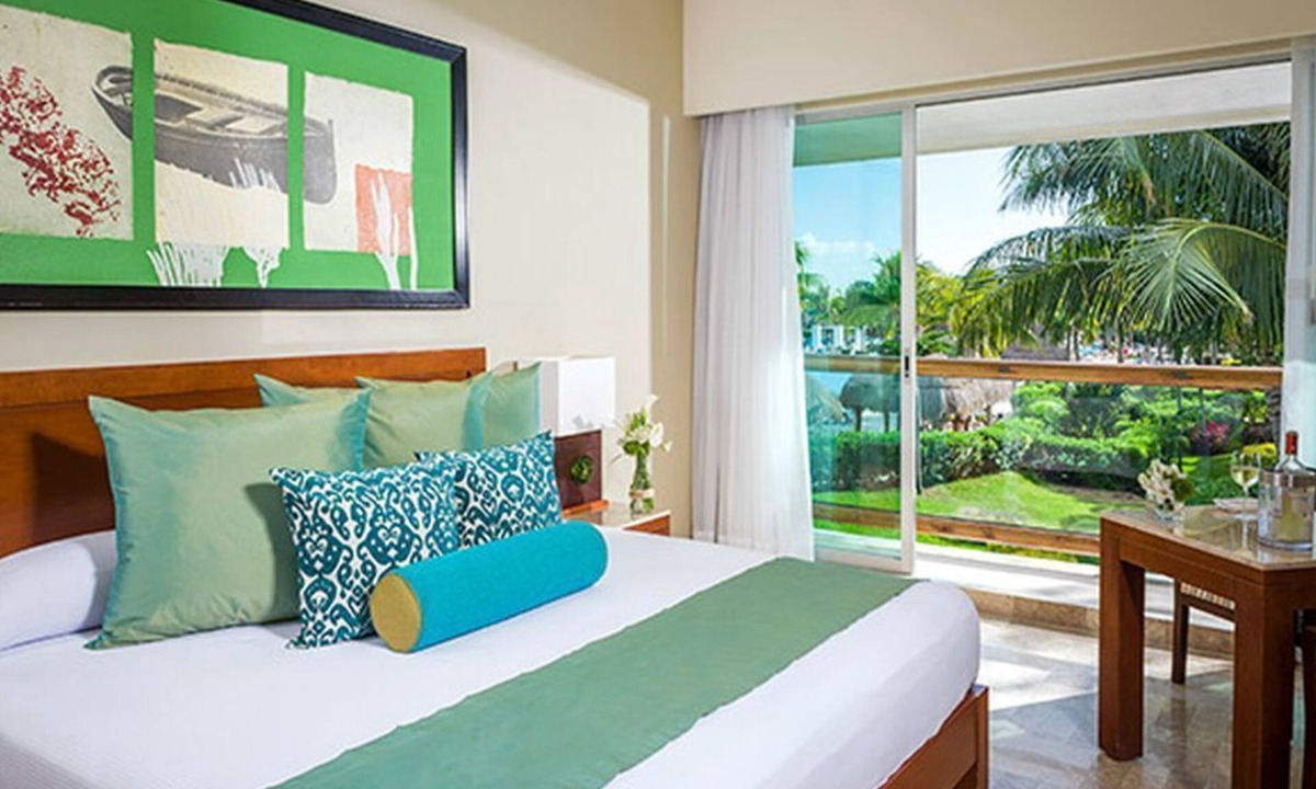 Puerto Juarez Resort | Two Bedroom Suite @ Mayan Palace Riviera Maya