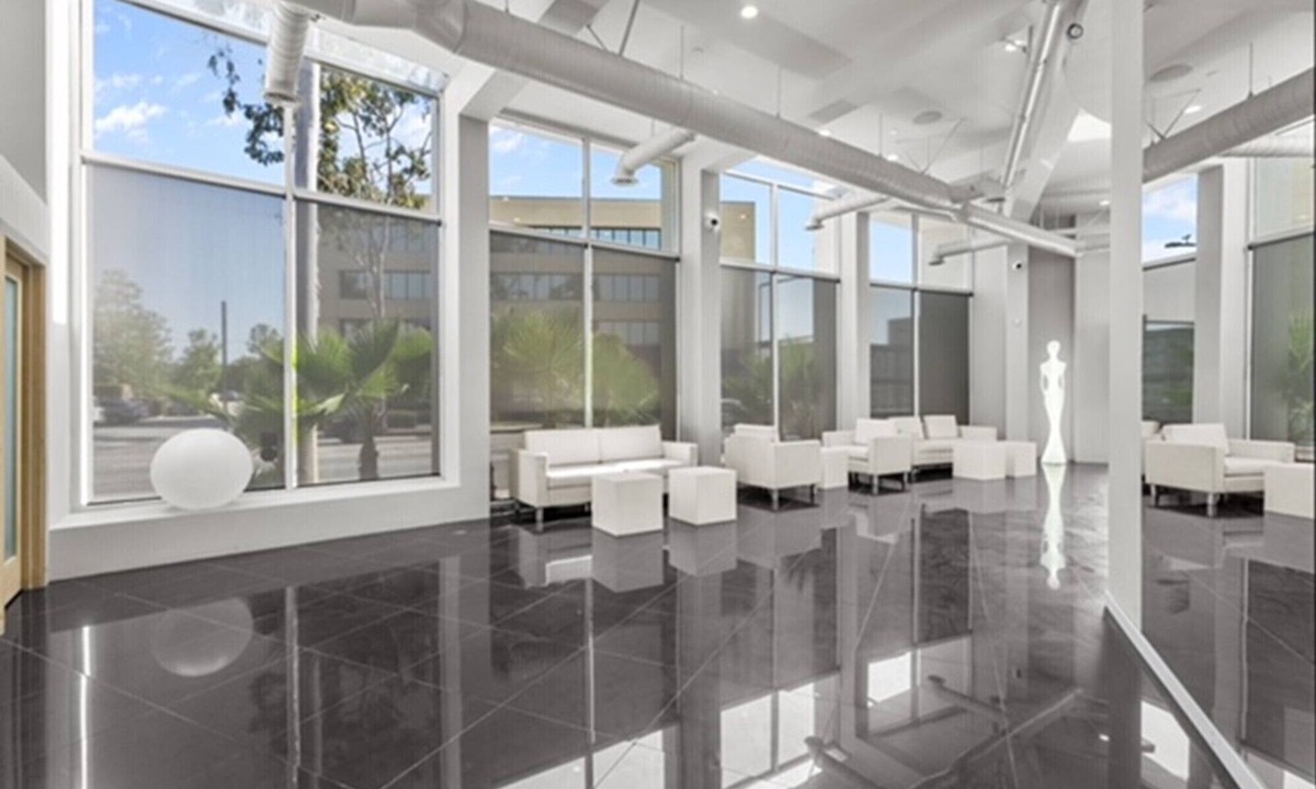 Glendale House | Unique Space for intimate events for up to 100 people.