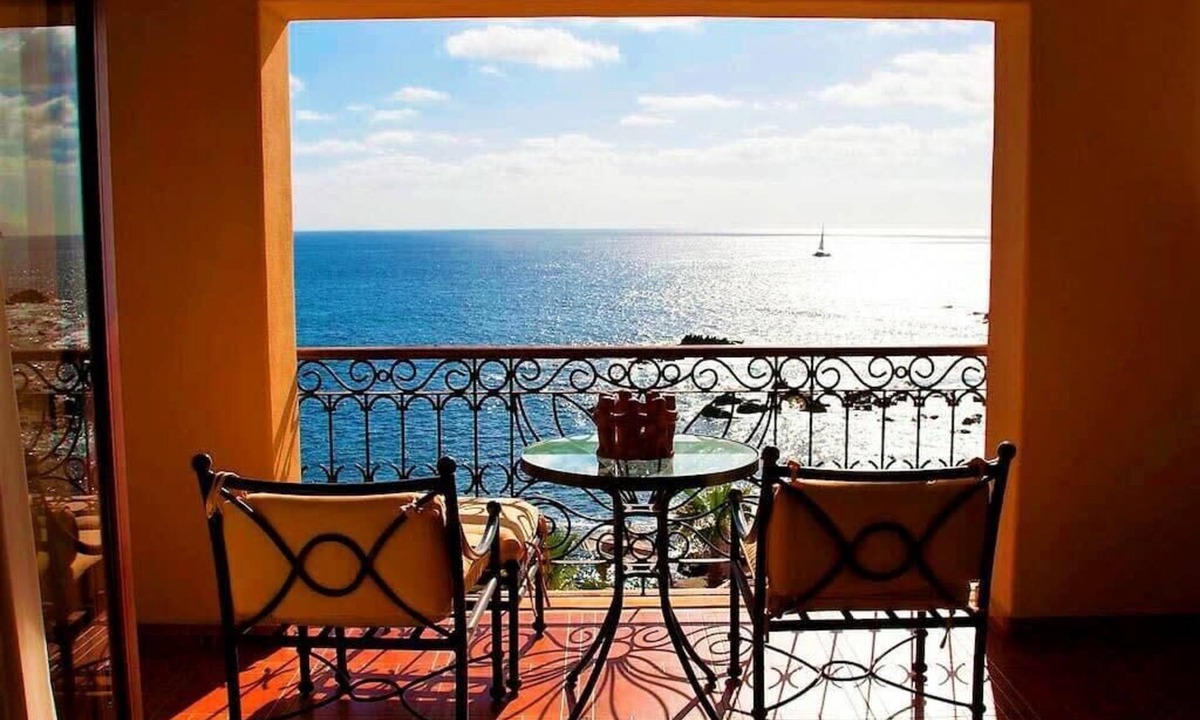 Cabo San Lucas Apartment | Unique View Studio at Cabo