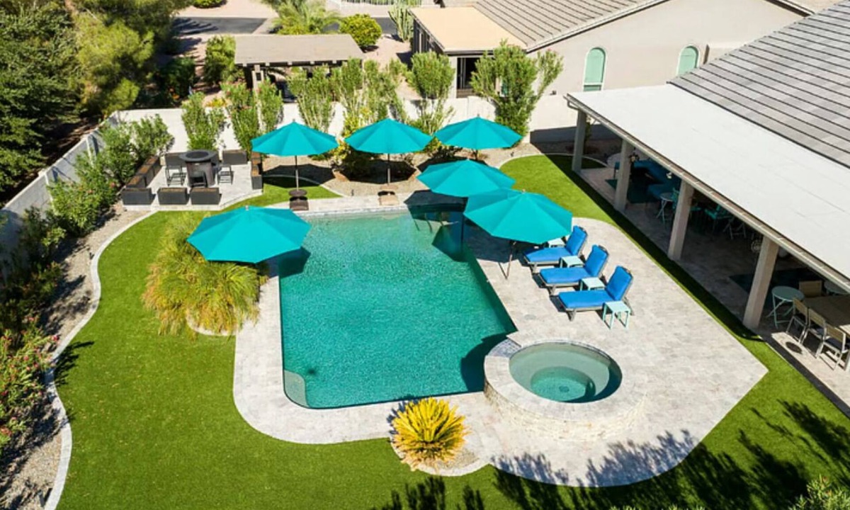 Oakwood House | Vacation Paradise/Gated Golf Community/Courtesy Golf Cart (Available for Rent)