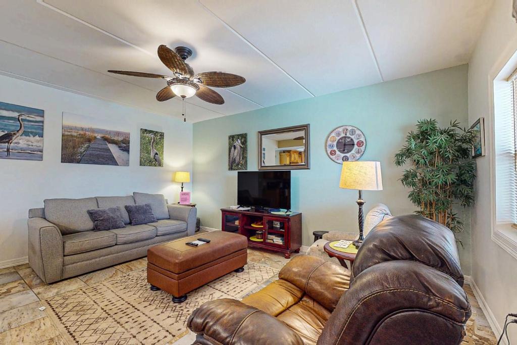 South Padre Island Apartment | Ventura #202