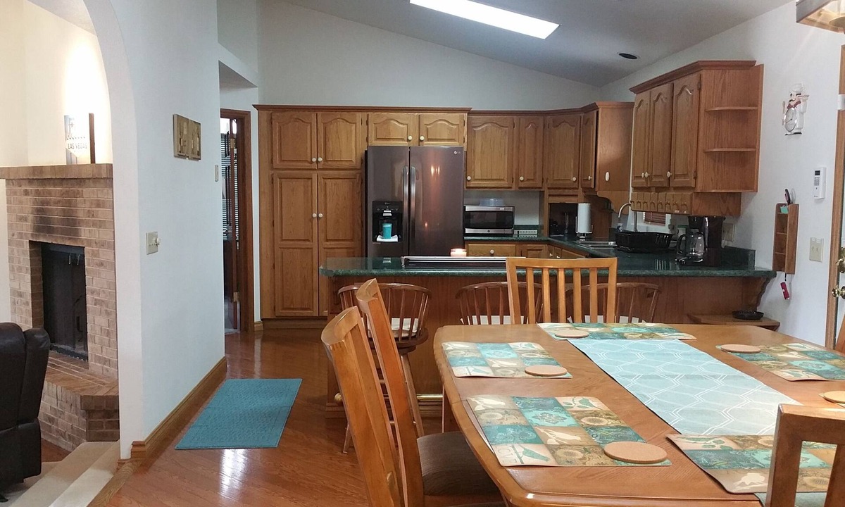 Las Vegas House | Very clean, quiet, 3/4-acre adorable getaway, near Strip/Downtown