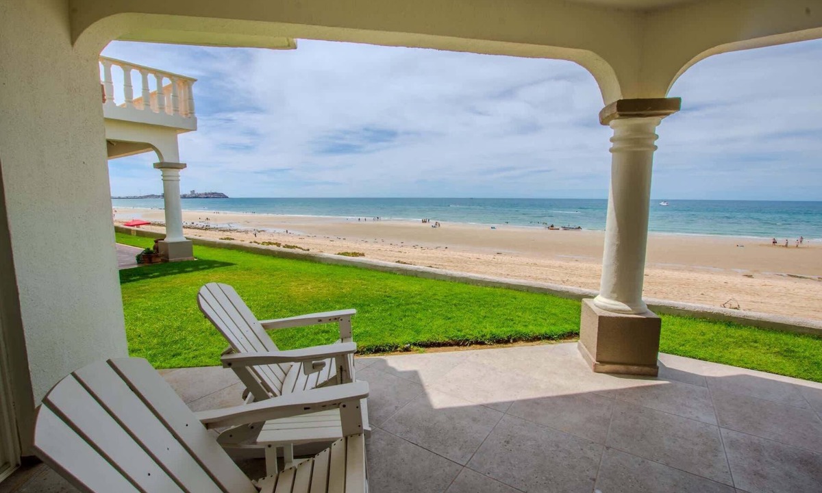 Penasco House | Villa 20, Beachfront Las Palmas Resort