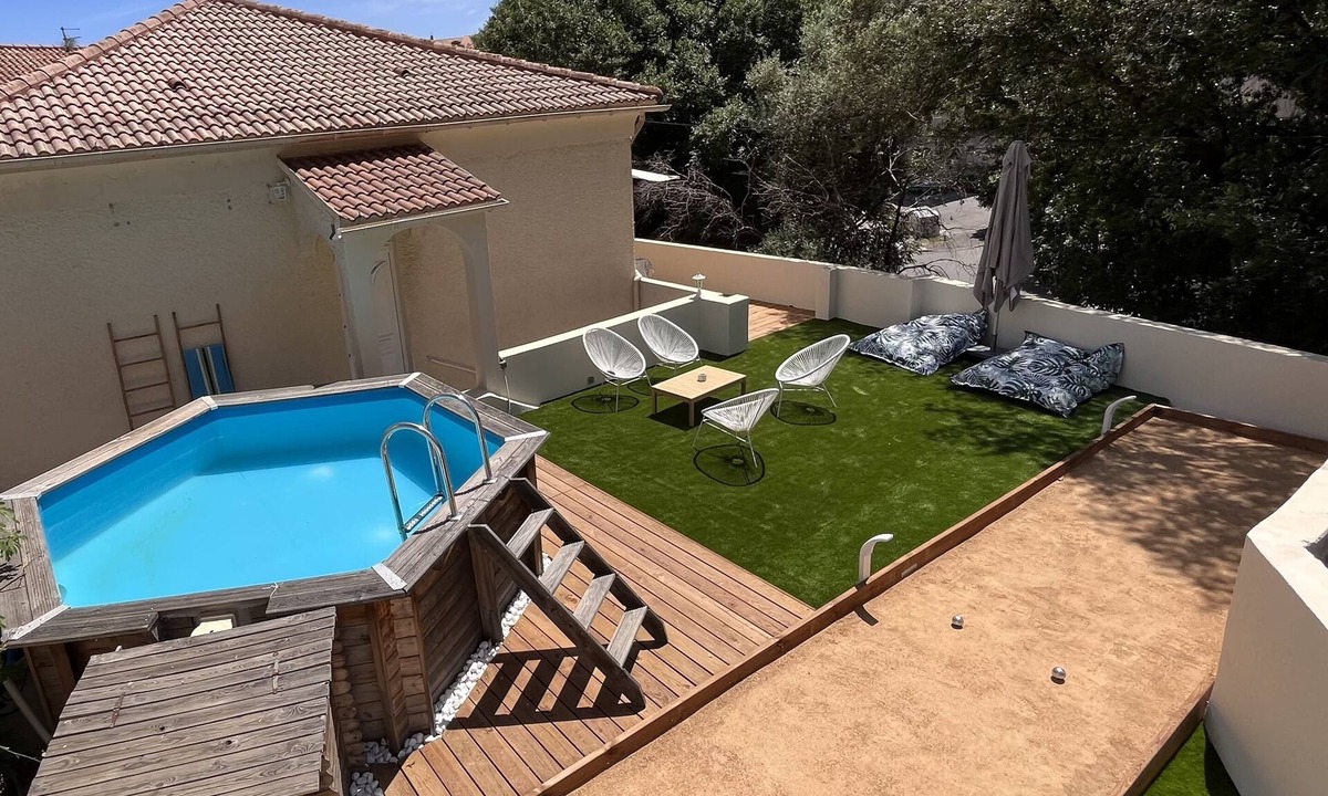 Bastia House | Villa Avec Piscine en Plein Coeur de Bastia