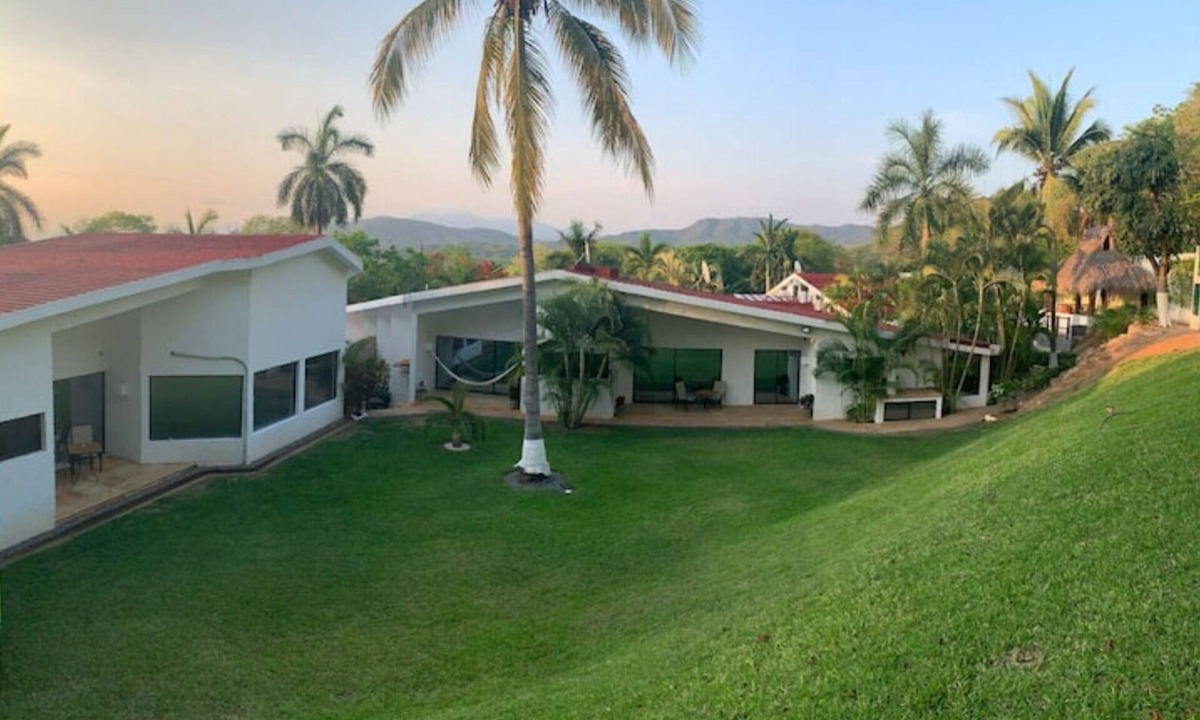 Ixtapa Villa | Villa Espectacular, Alberca Y Jardines Hermosos