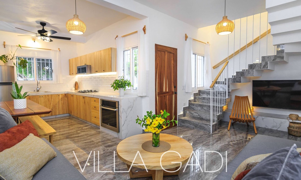 Colima House | VILLA GADI - Roof Garden - Pizza Oven - Tiny Pool