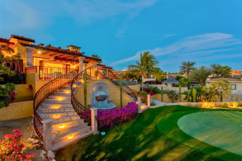 Cabo San Lucas Villa | Villa Gracia 5Bdrm Turn Key Rental With Staff Services At A Discounted Rate!
