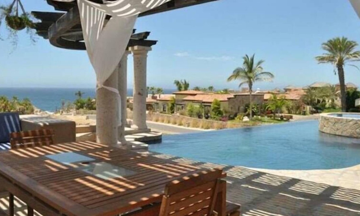 Los Cangrejos II y III Villa | Villa Tequila Gold at Punta Ballena