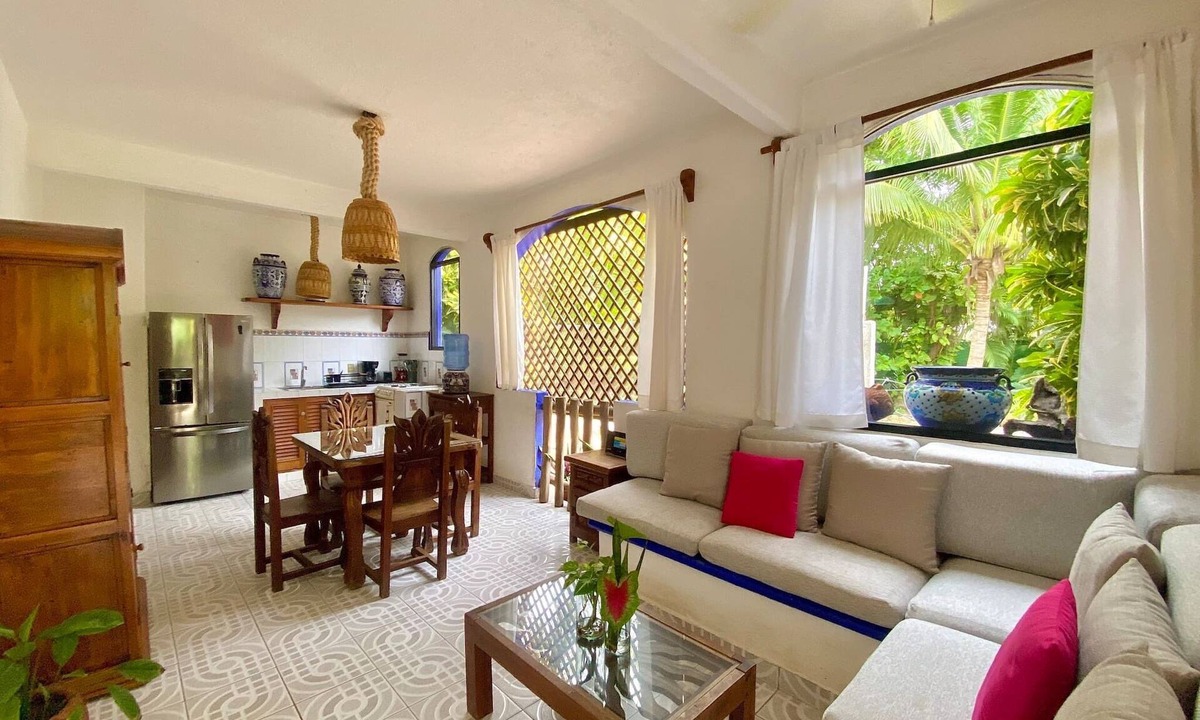 Zihuatanejo Villa | Villa Tortolas 5 Min Walk To La Ropa Beach