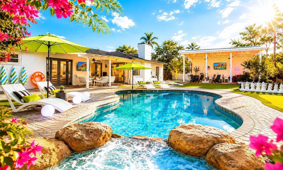 Camelback Shadows House | Villa w/heated pool & spa