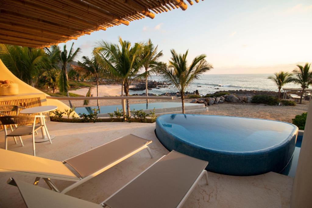 Troncones Villa | Villa with jacuzzi and ocean views
