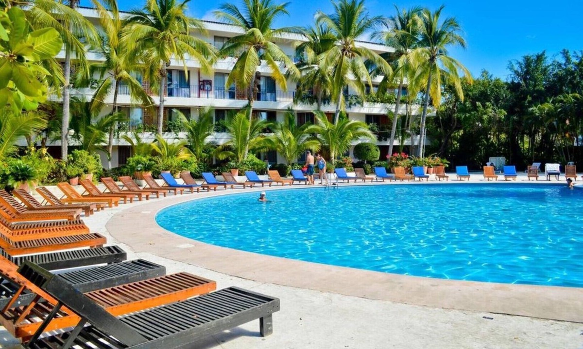 Ixtapa Hotel | Villas Paraiso Hotel/Room 6