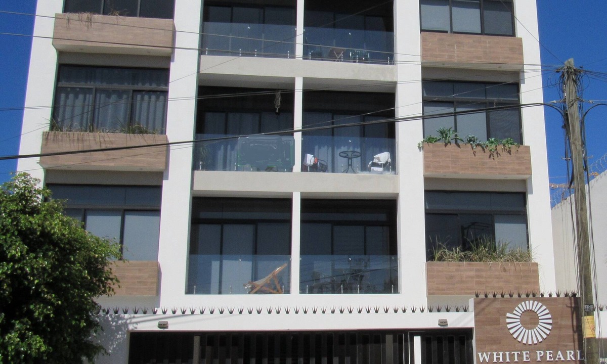 Mazatlan Condo | White Pearl Condo, Elevator, Roof-Top, Pool, Beach,Security, Centro,conveniences