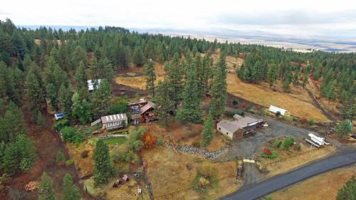 Grangeville Bed & Breakfast | Whitebird Summit BNB
