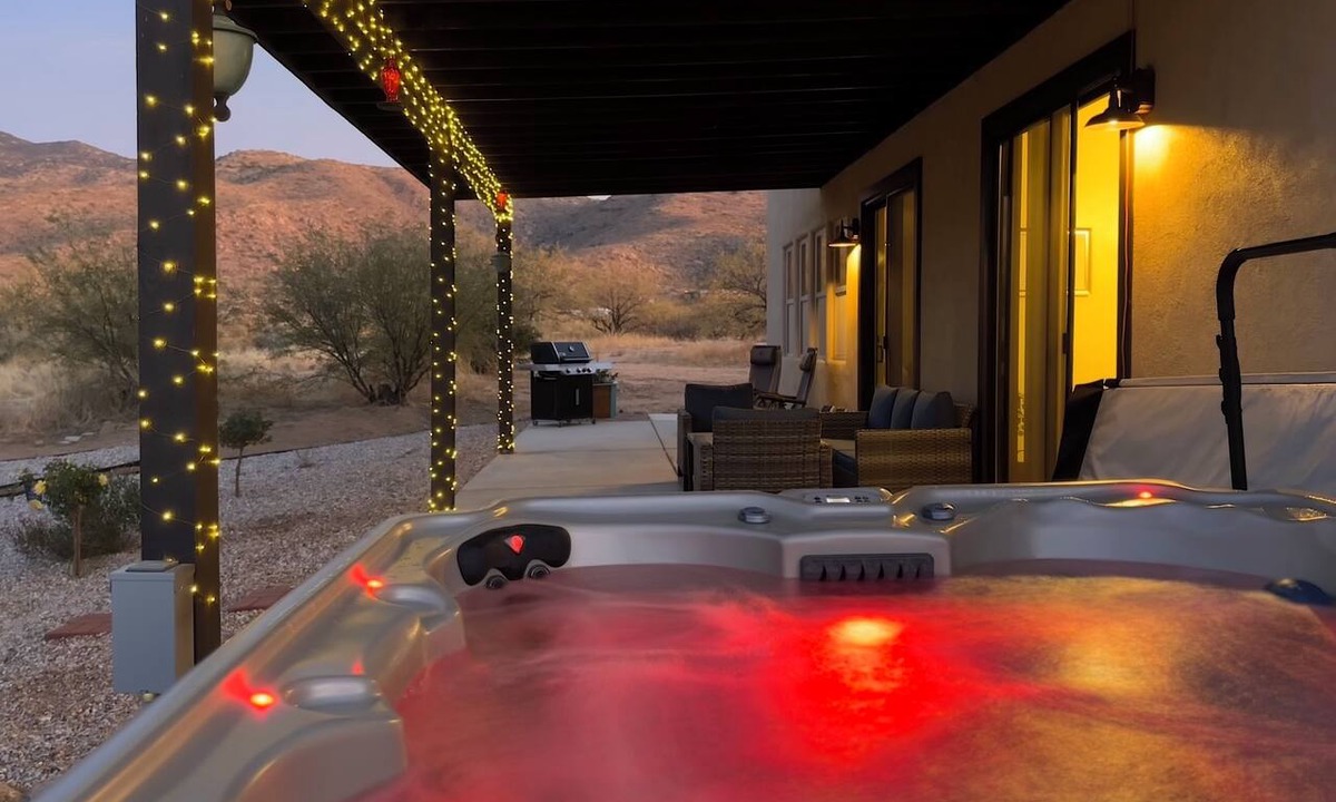 Vail House | Wolf track house @ Colossal Cave